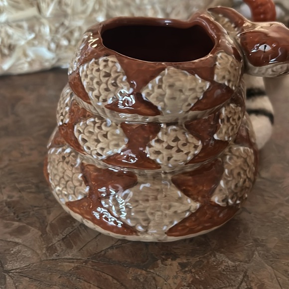 Handcrafted Ceramic Rattlesnake Mug - Picture 5 of 10
